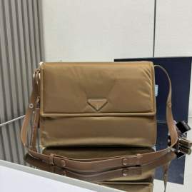Picture of Prada Handbags _SKUfw197833913fw